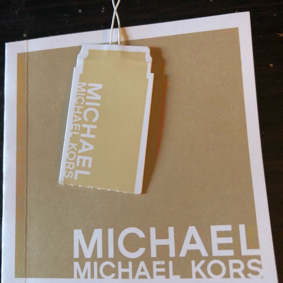 Michael Korrs watch main image 4